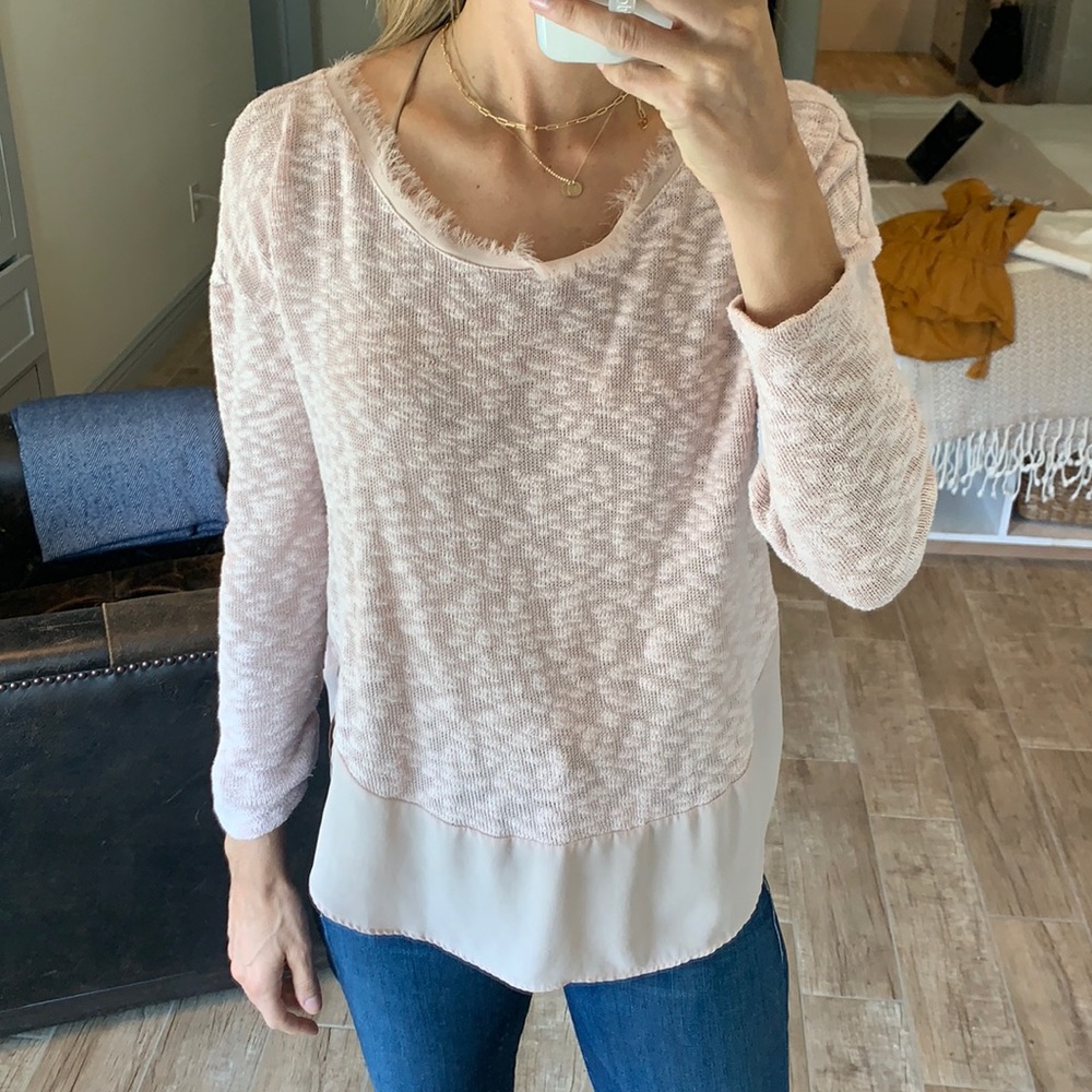 Deletta medium light pink sweater